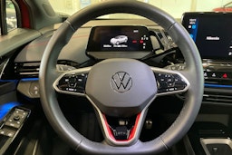 punainen Volkswagen ID.5 2022 kuva 15.