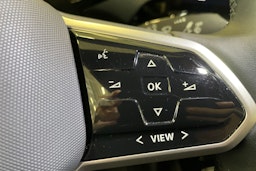punainen Volkswagen ID.5 2022 kuva 16.