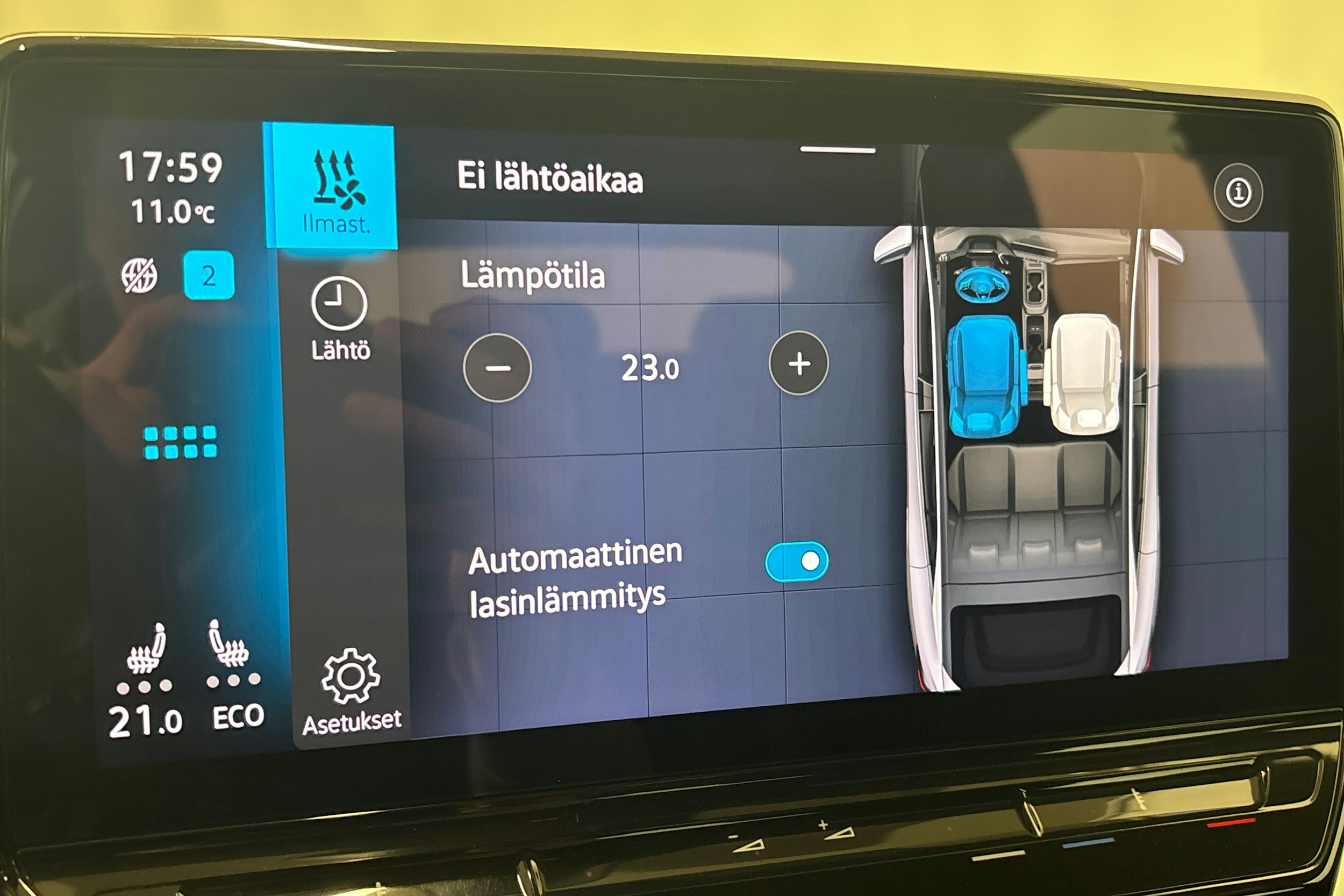 valkoinen Volkswagen ID.5 2022 kuva 22.