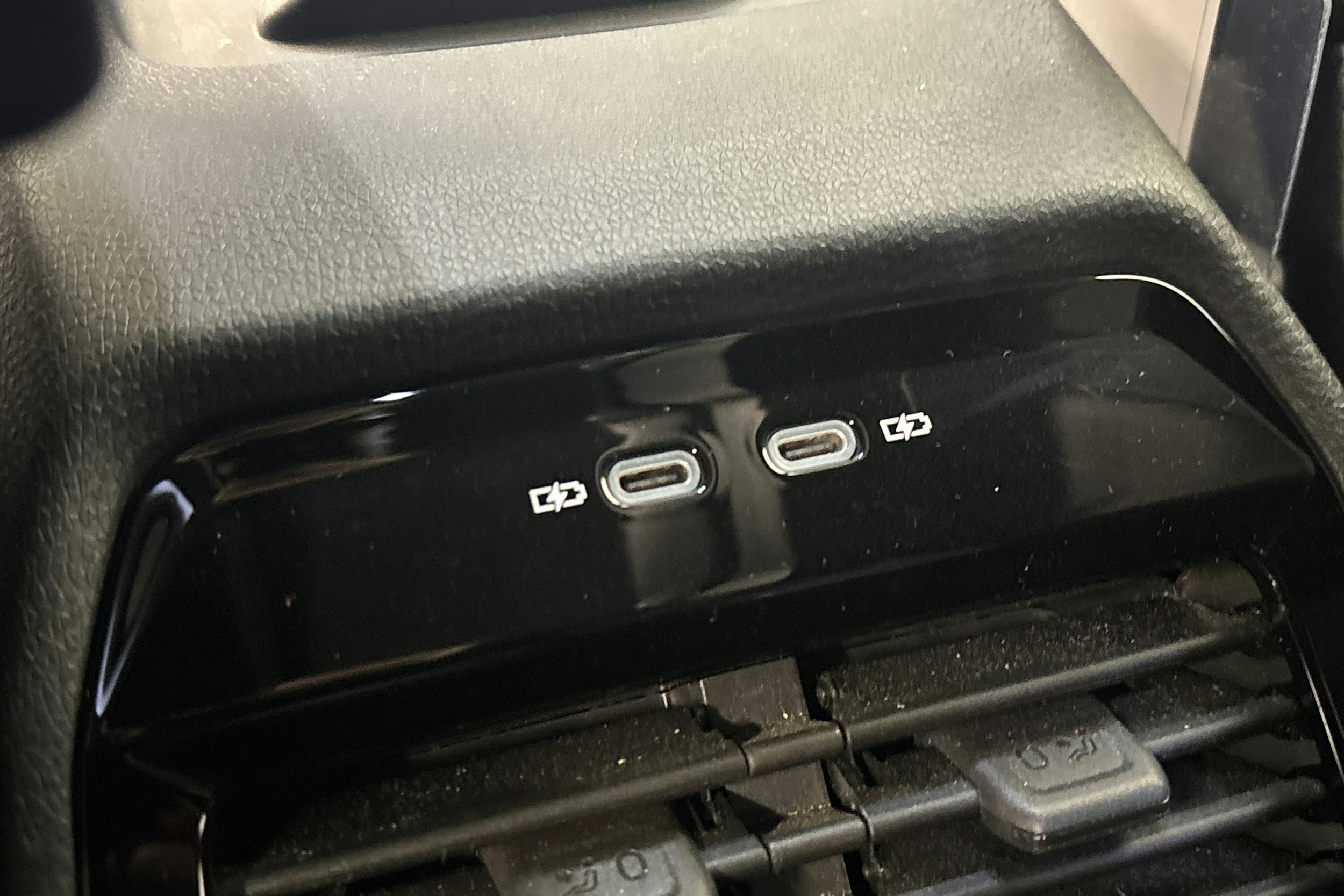 valkoinen Volkswagen ID.5 2022 kuva 25.