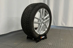 musta Volkswagen ID.5 2022 kuva 10.