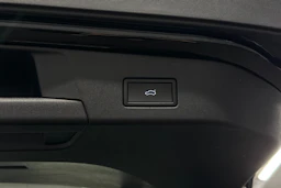 musta Volkswagen ID.5 2022 kuva 42.