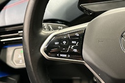 punainen Volkswagen ID.5 2022 kuva 19.