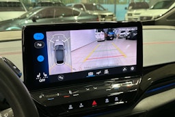 punainen Volkswagen ID.5 2022 kuva 22.