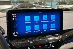 punainen Volkswagen ID.5 2022 kuva 24.