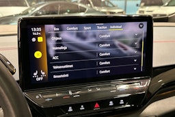 punainen Volkswagen ID.5 2022 kuva 29.