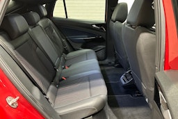 punainen Volkswagen ID.5 2022 kuva 33.