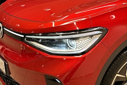 punainen Volkswagen ID.5 2022 kuva 39.