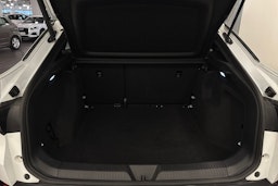 Valkoinen Volkswagen ID.5 2022 kuva 30.
