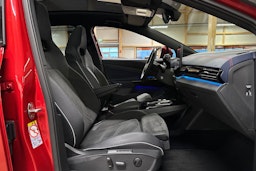 Punainen Volkswagen ID.5 2022 kuva 14.