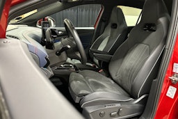 Punainen Volkswagen ID.5 2022 kuva 16.