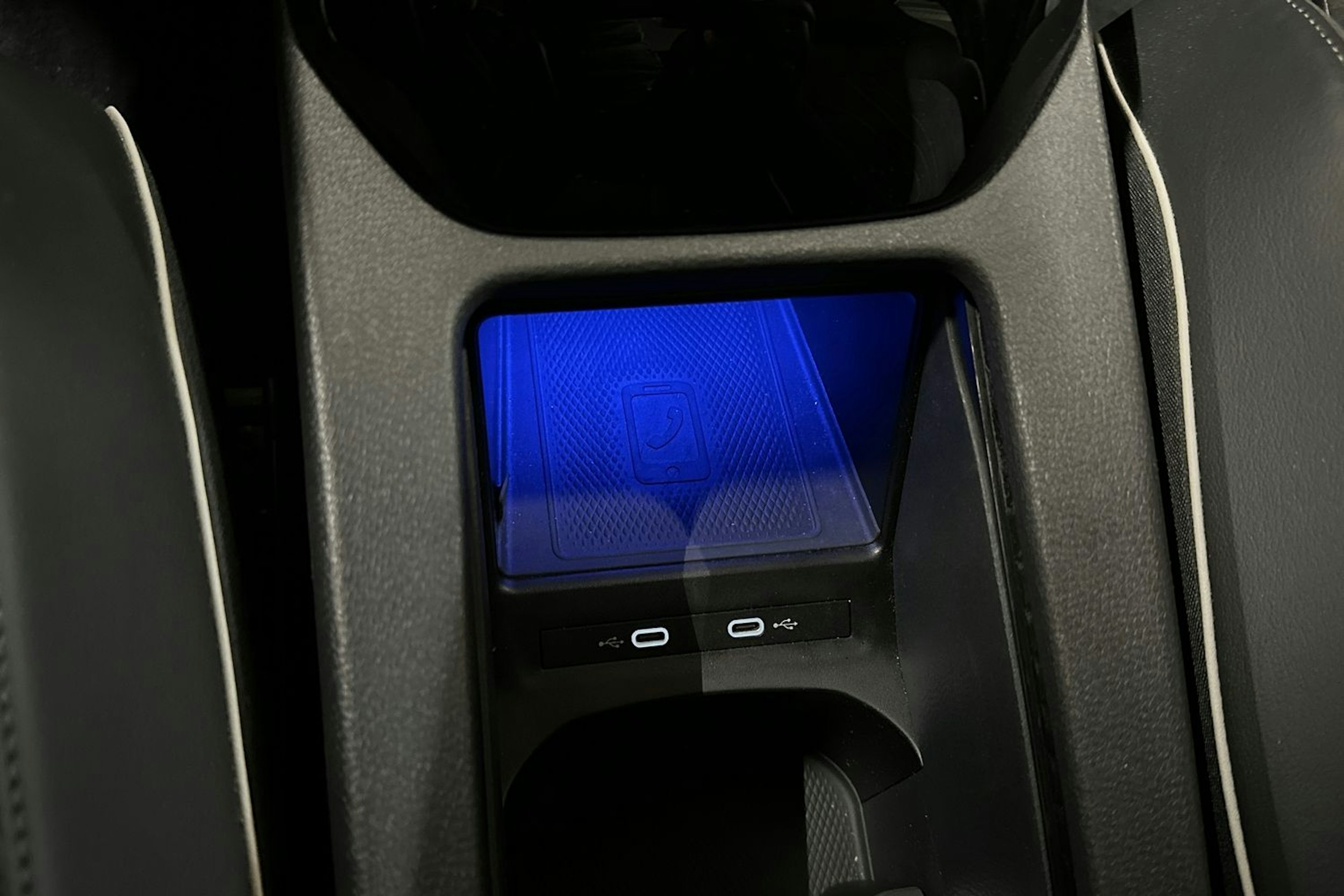 Punainen Volkswagen ID.5 2022 kuva 25.