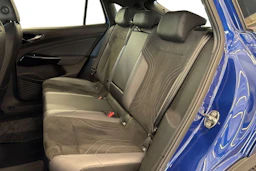 sininen Volkswagen ID.5 2022 kuva 8.