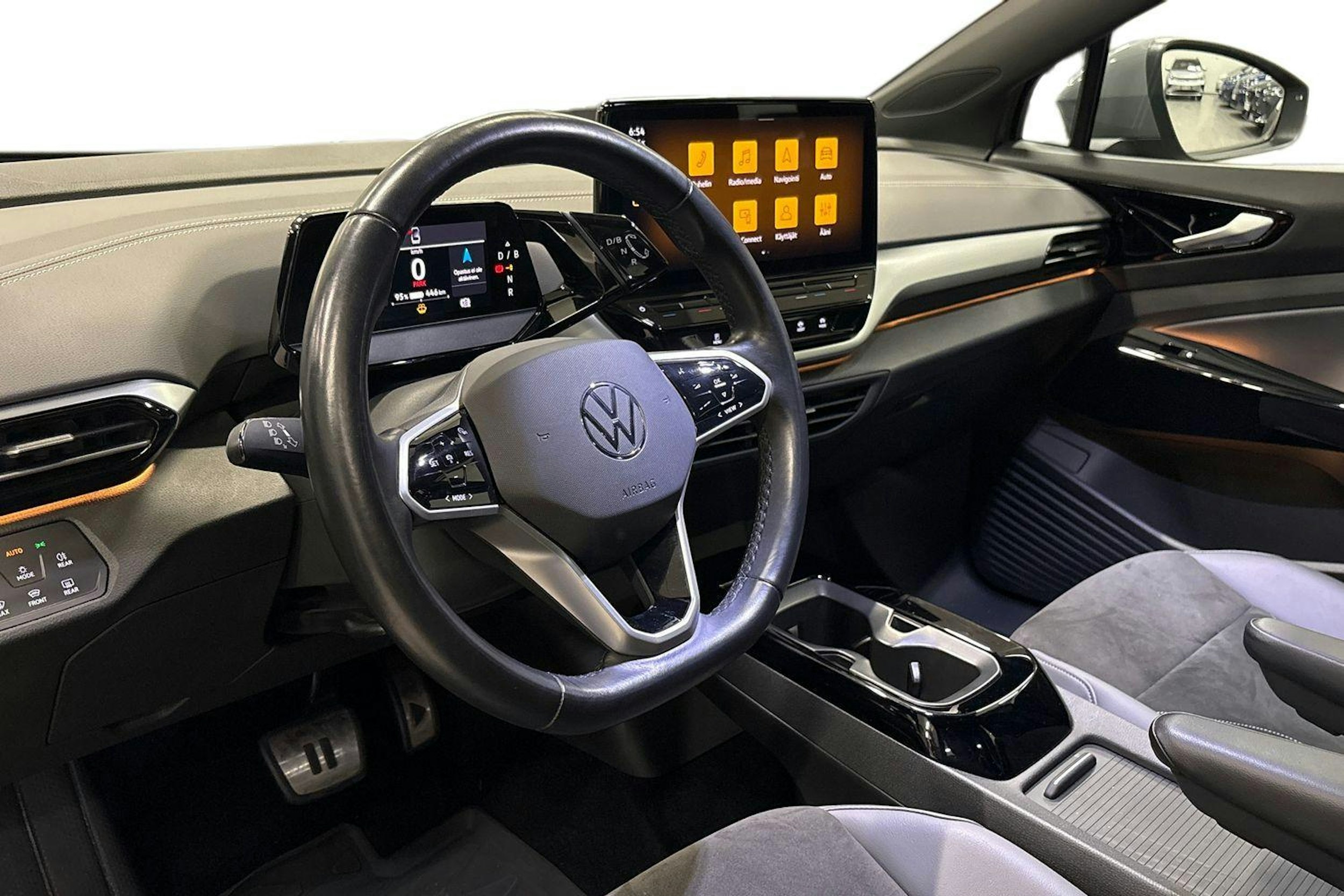 harmaa Volkswagen ID.5 2022 kuva 6.