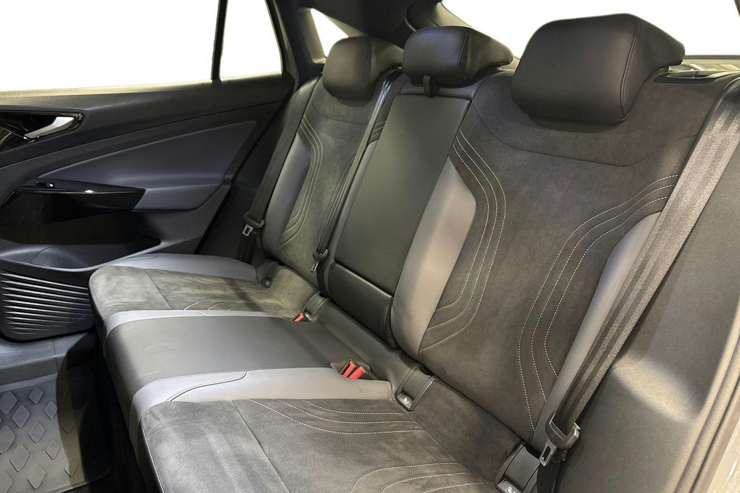 harmaa Volkswagen ID.5 2022 kuva 8.