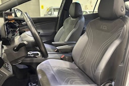 harmaa Volkswagen ID.5 2022 kuva 11.