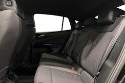 musta Volkswagen ID.5 2022 kuva 10.