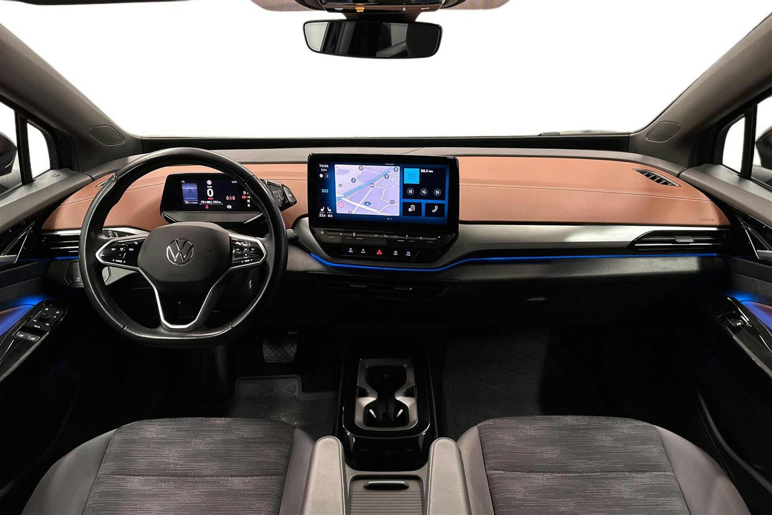 musta Volkswagen ID.5 2022 kuva 14.