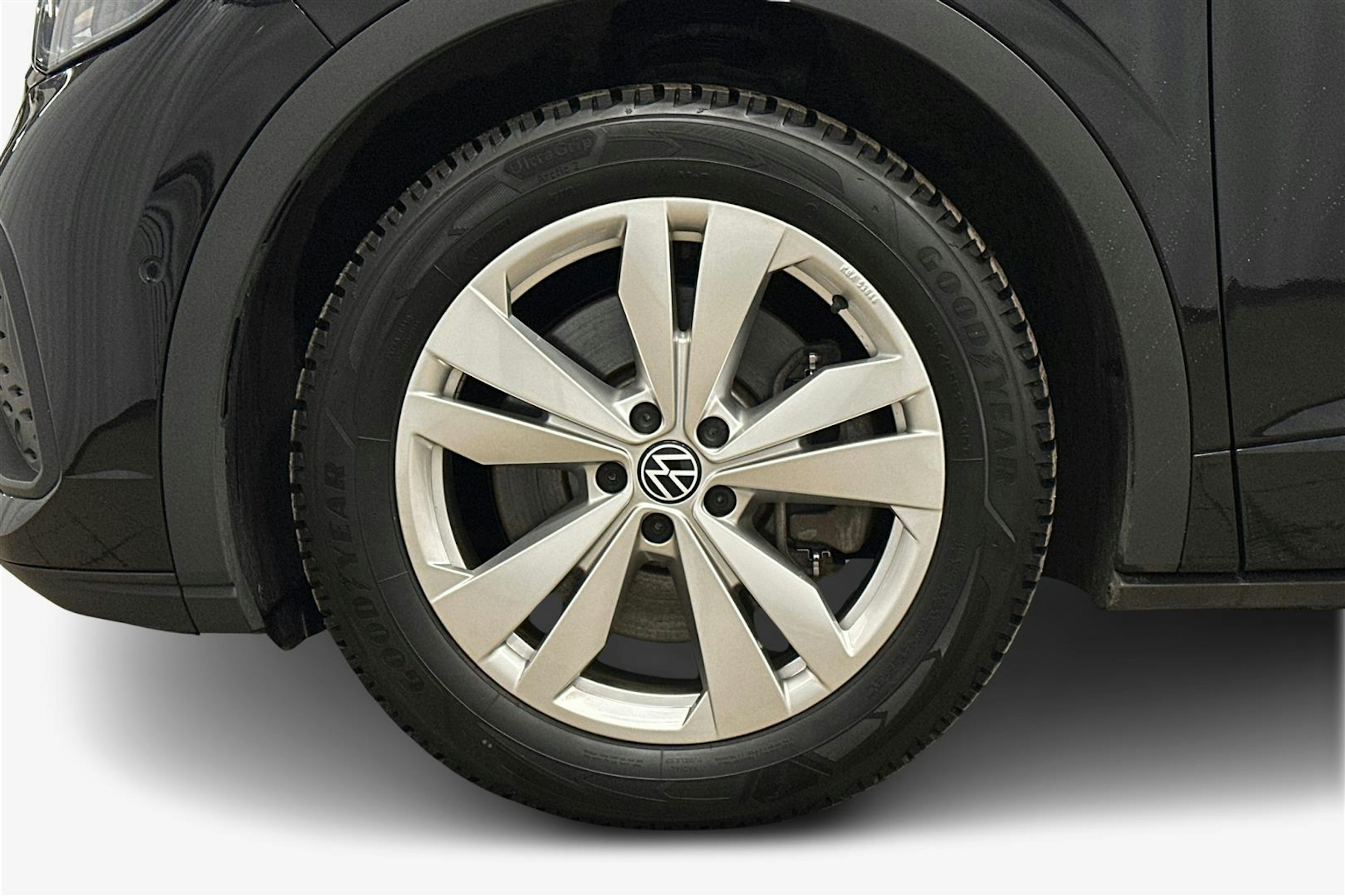 musta Volkswagen ID.5 2022 kuva 18.