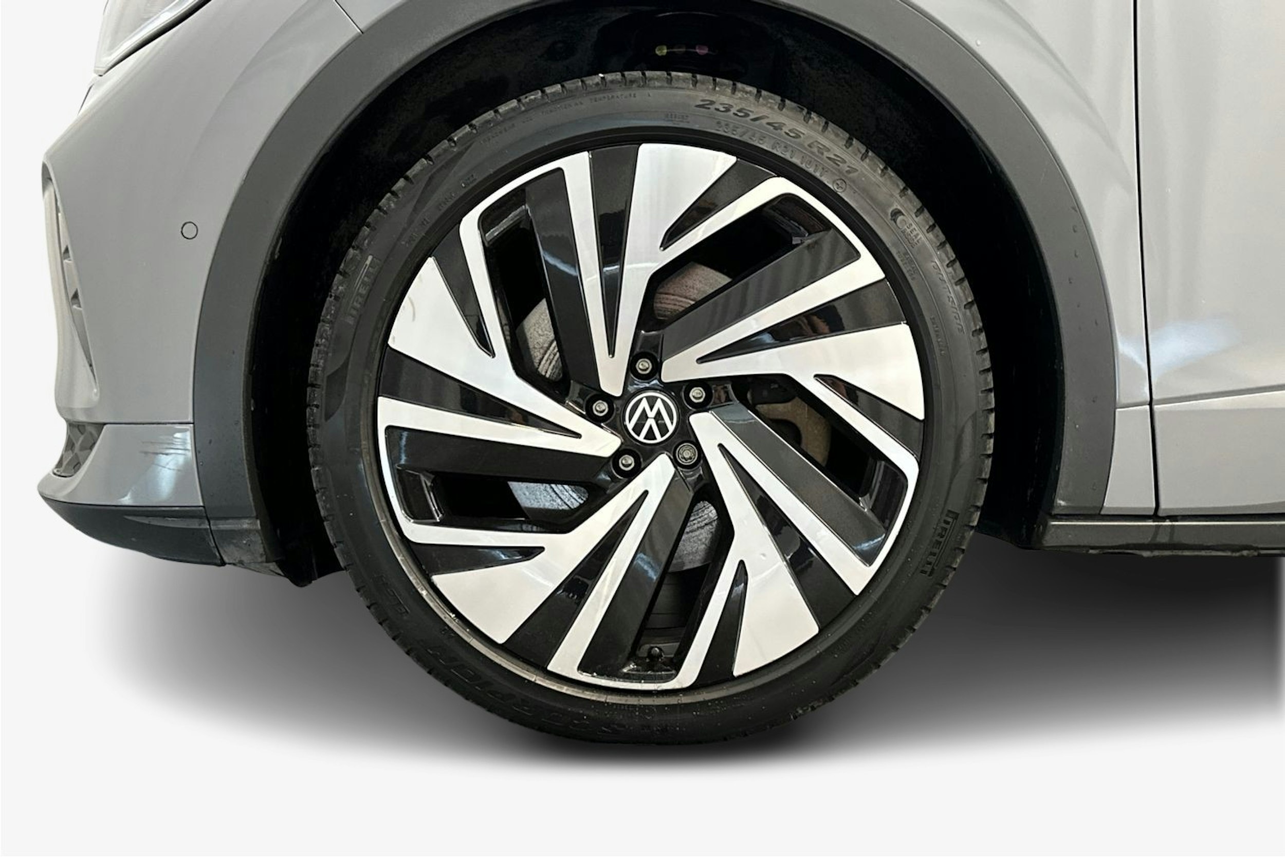 harmaa Volkswagen ID.5 2022 kuva 11.