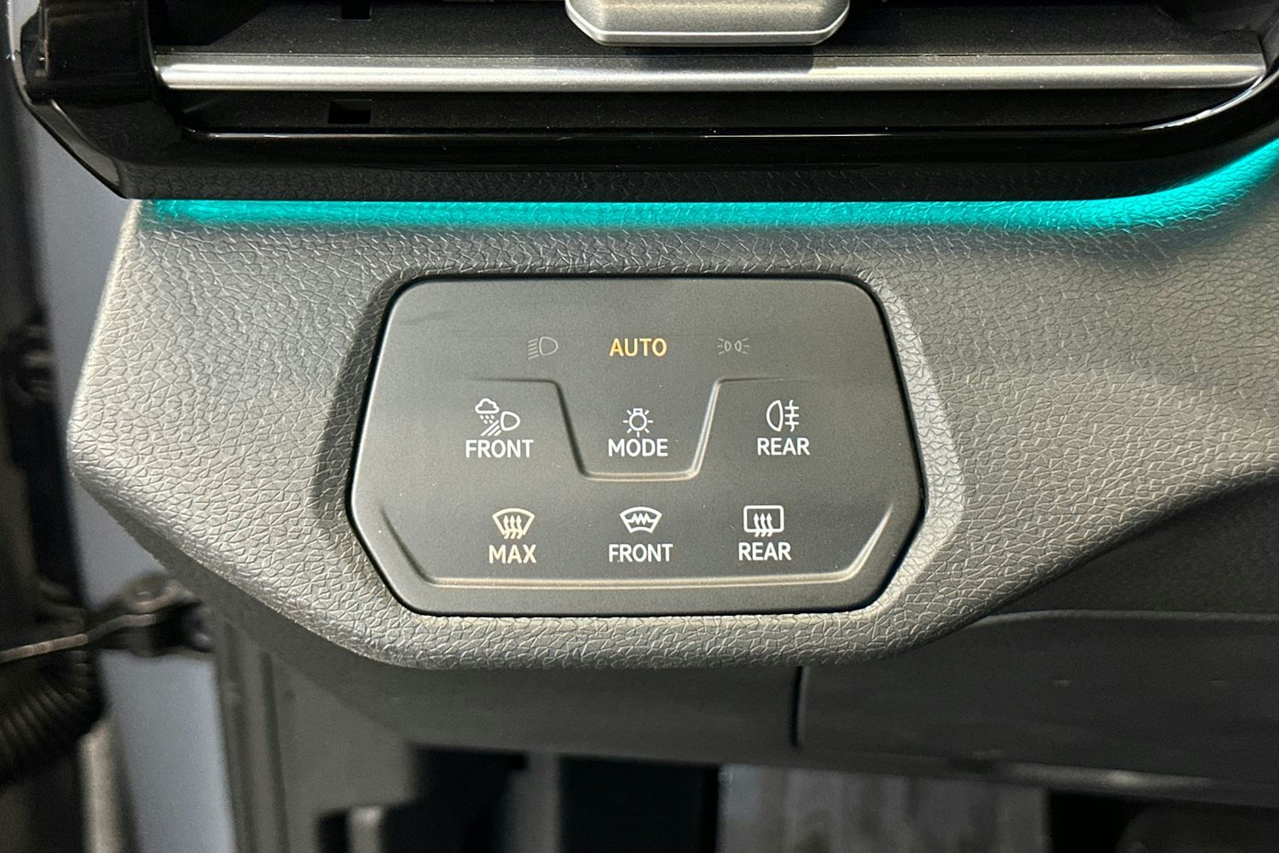harmaa Volkswagen ID.5 2022 kuva 18.
