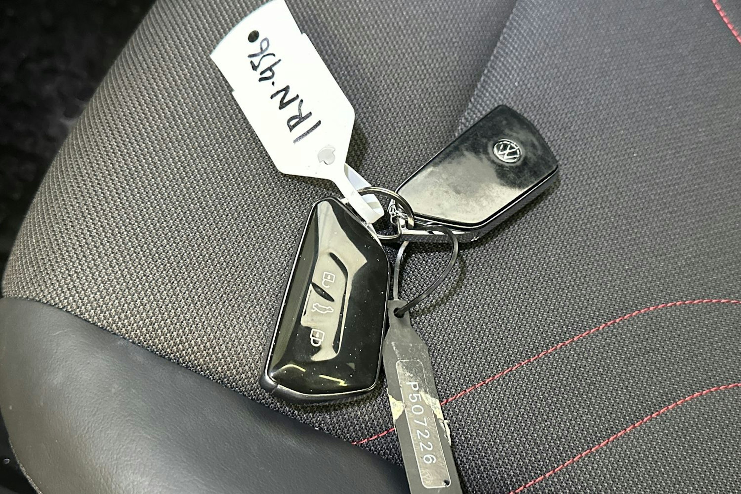 harmaa Volkswagen ID.5 2022 kuva 26.