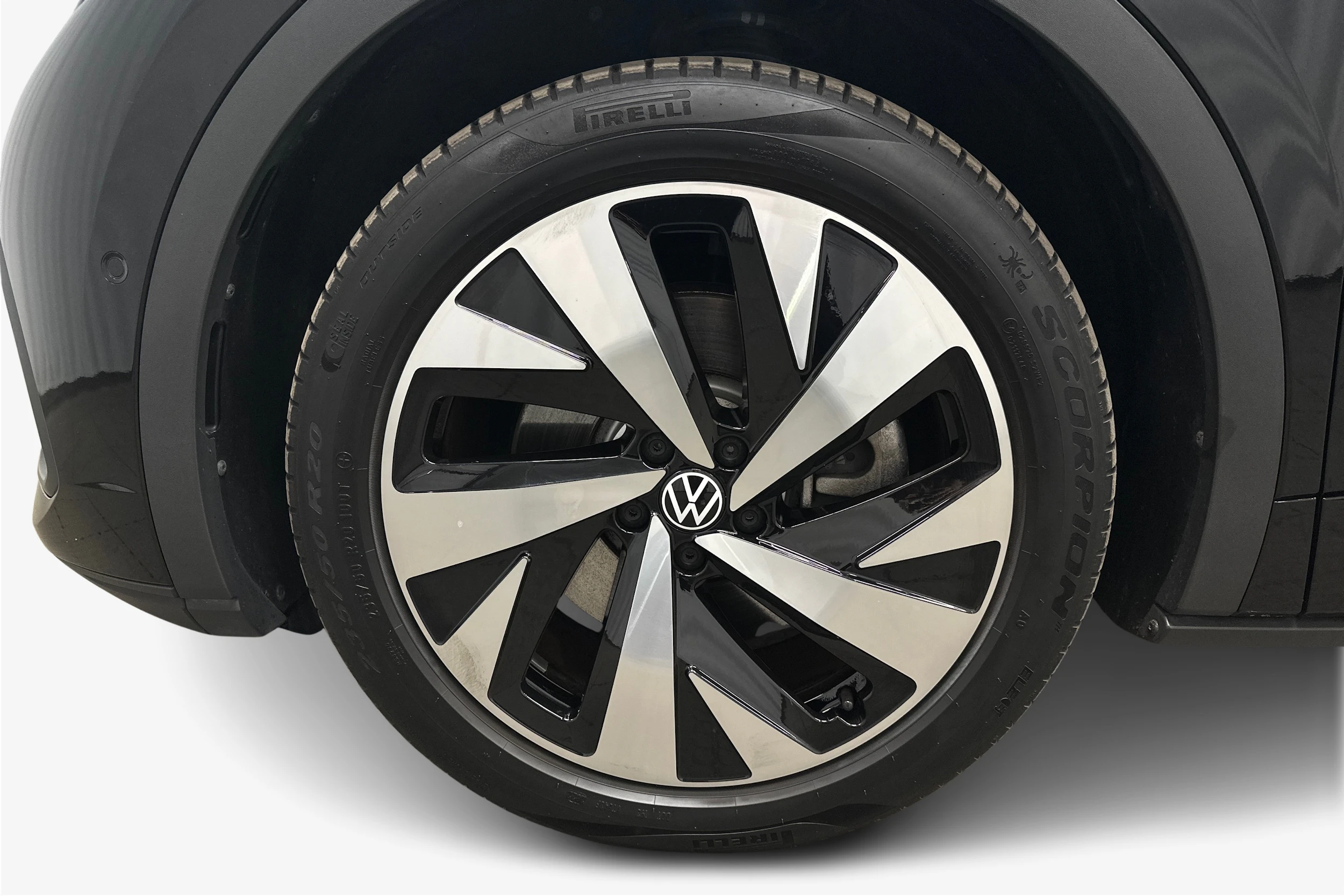 musta Volkswagen ID.5 2022 kuva 9.