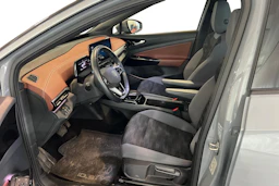 Harmaa Volkswagen ID.5 2022 kuva 3.