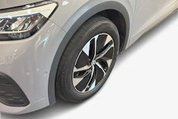Harmaa Volkswagen ID.5 2022 kuva 9.