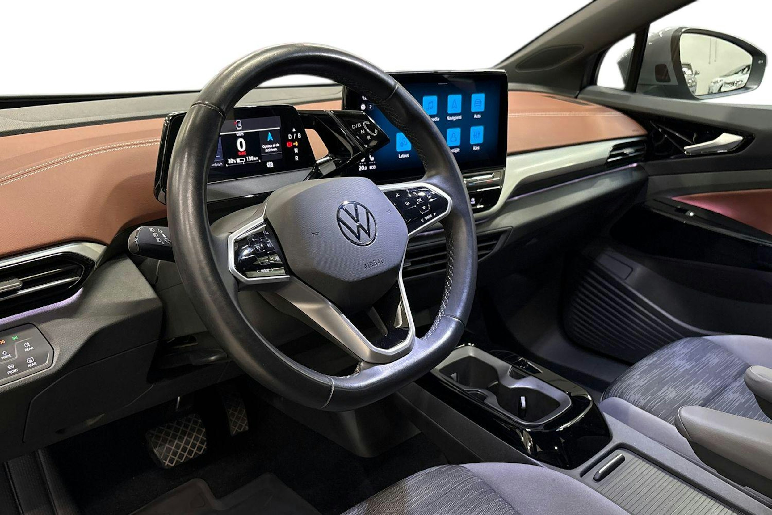 harmaa Volkswagen ID.5 2022 kuva 7.