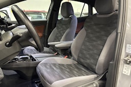 harmaa Volkswagen ID.5 2022 kuva 14.