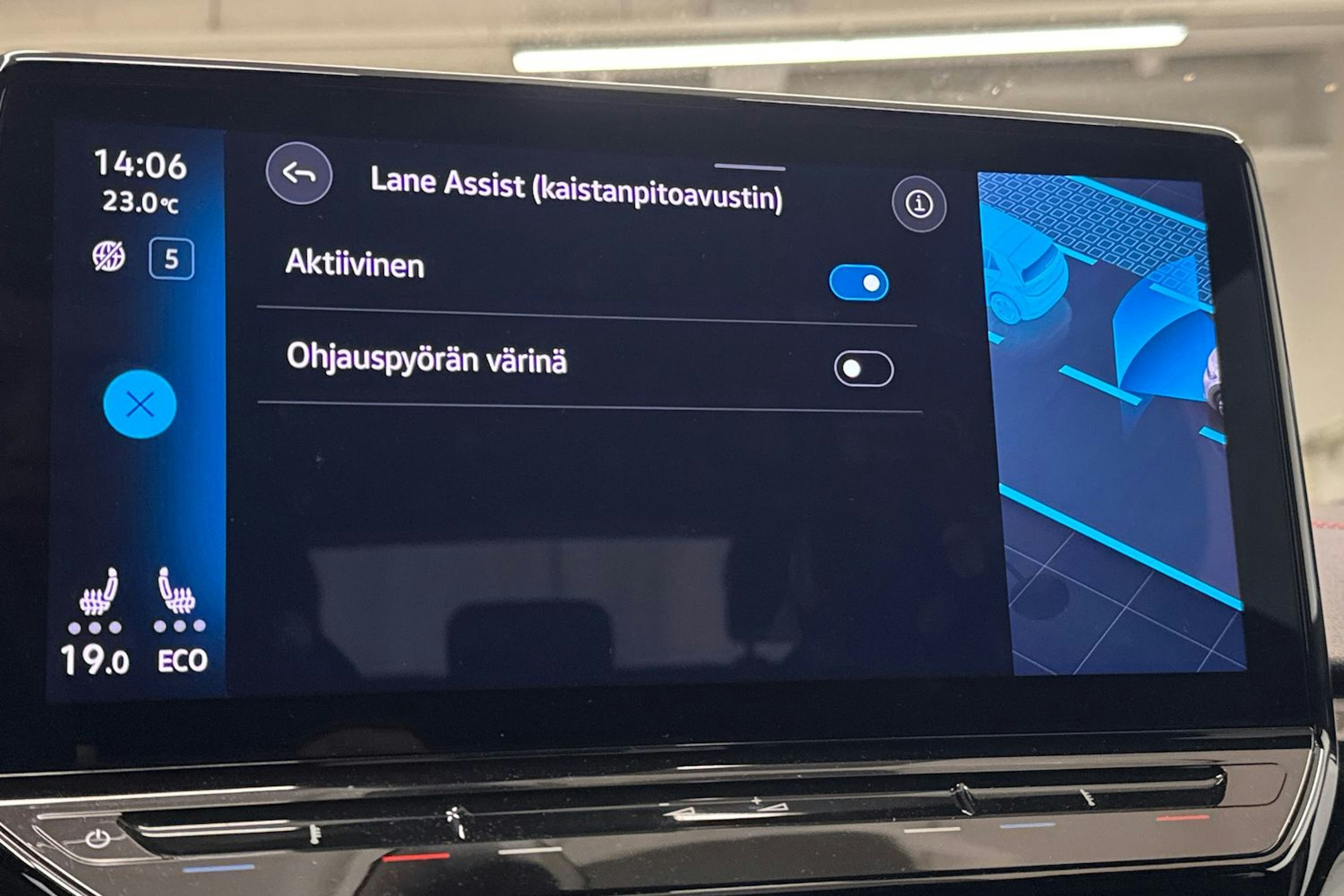 musta Volkswagen ID.5 2022 kuva 28.