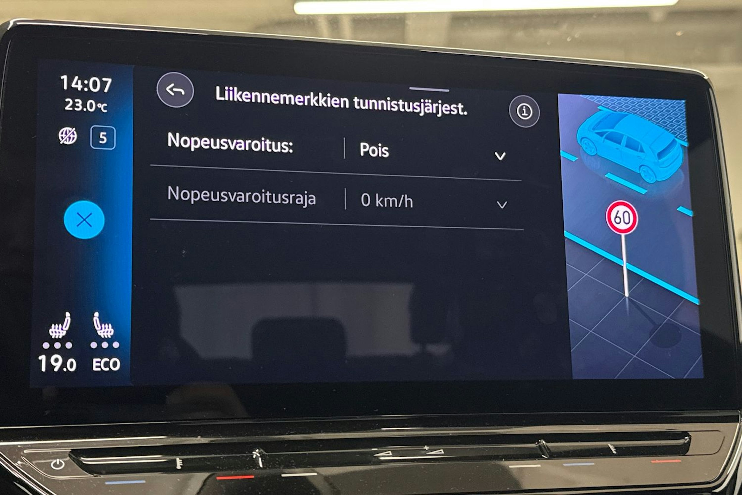 musta Volkswagen ID.5 2022 kuva 29.