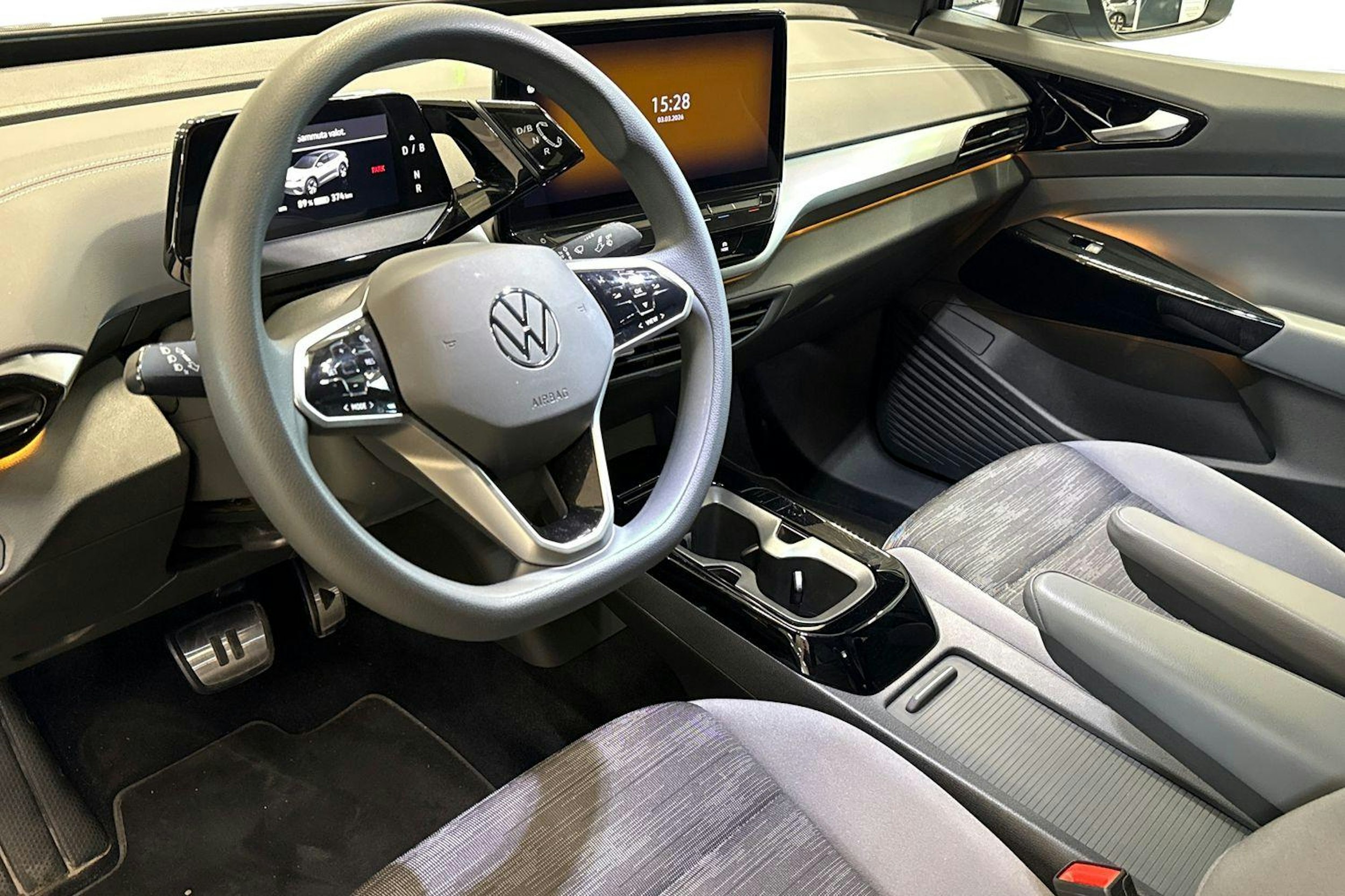 harmaa Volkswagen ID.5 2022 kuva 6.