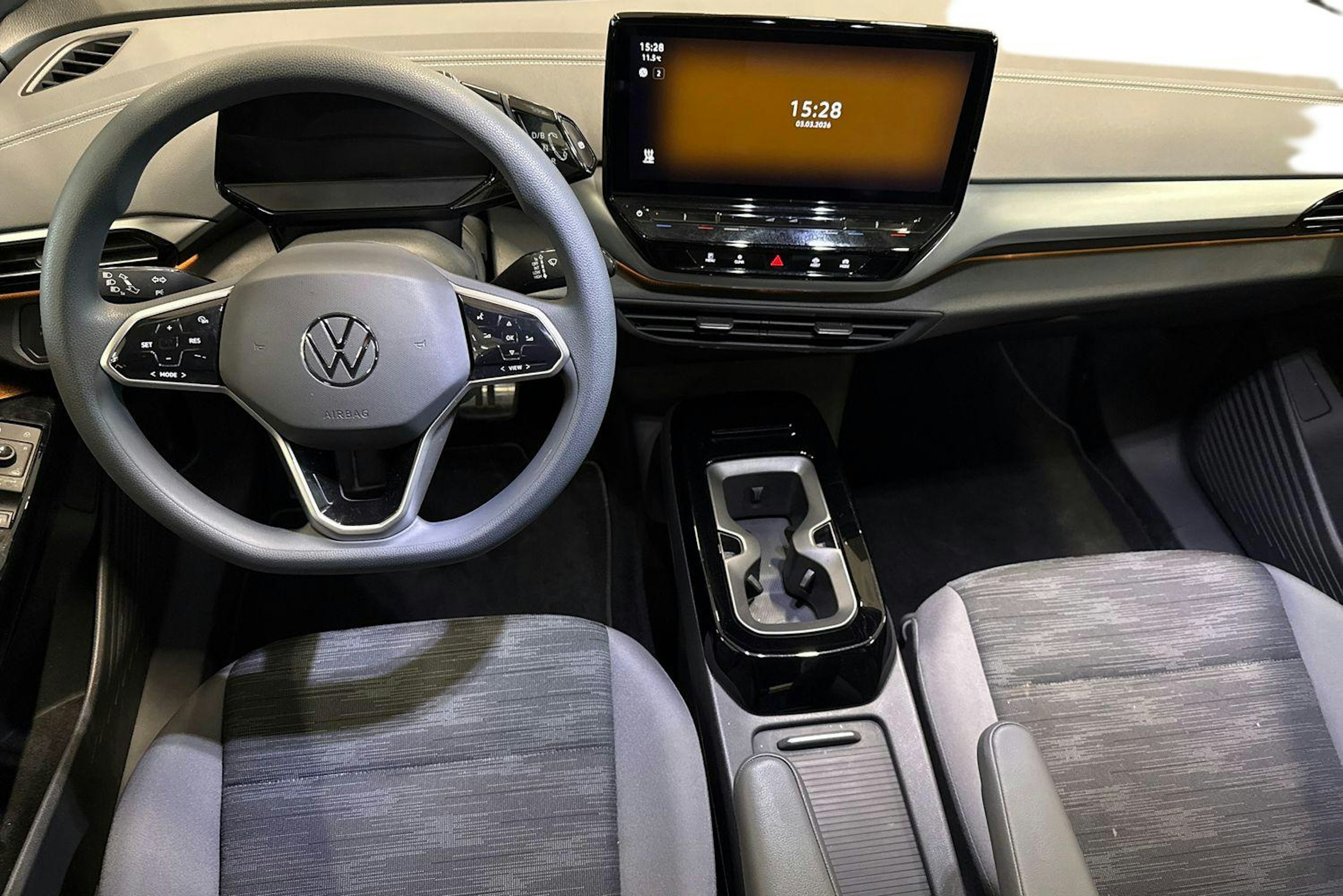 harmaa Volkswagen ID.5 2022 kuva 7.