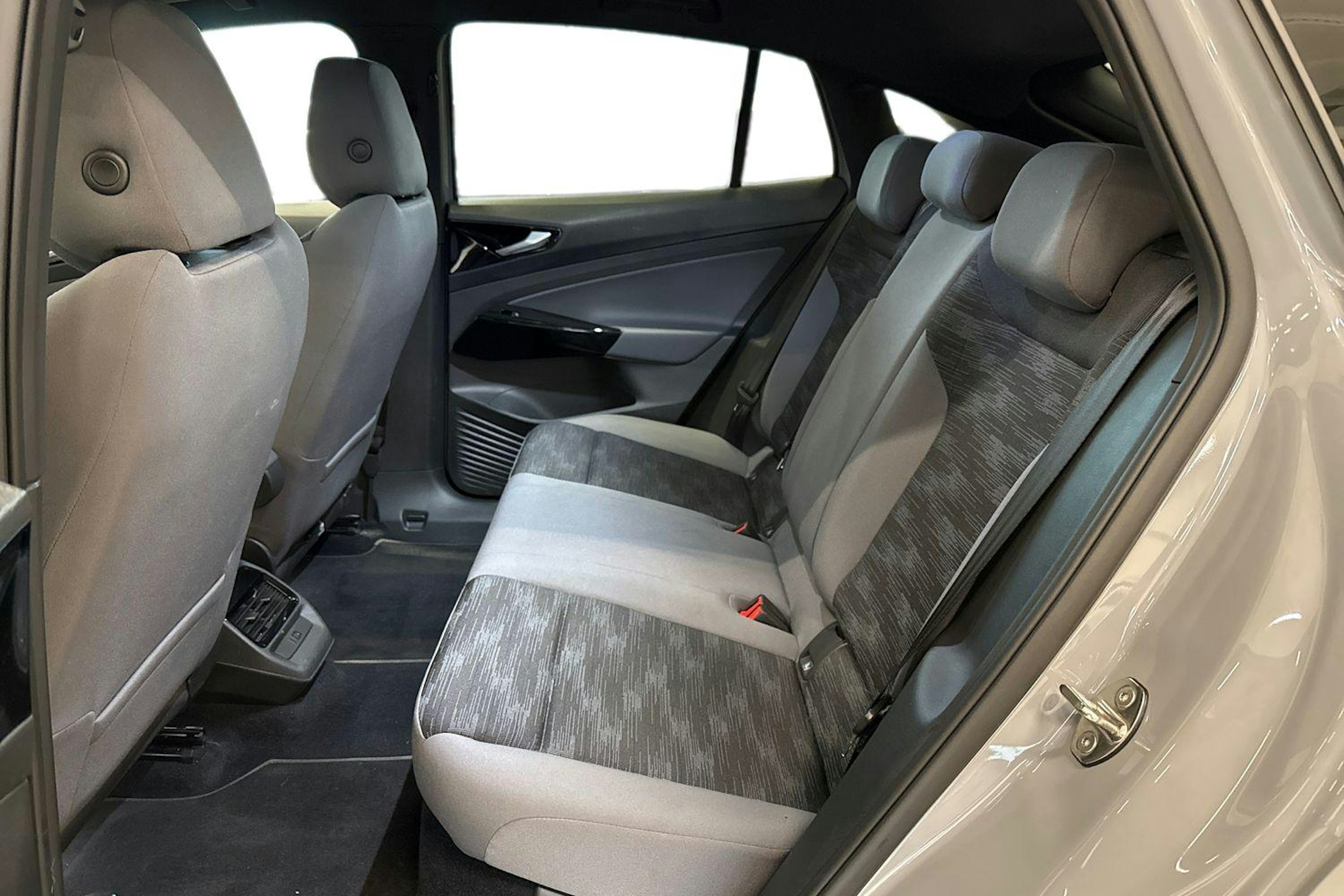 harmaa Volkswagen ID.5 2022 kuva 8.