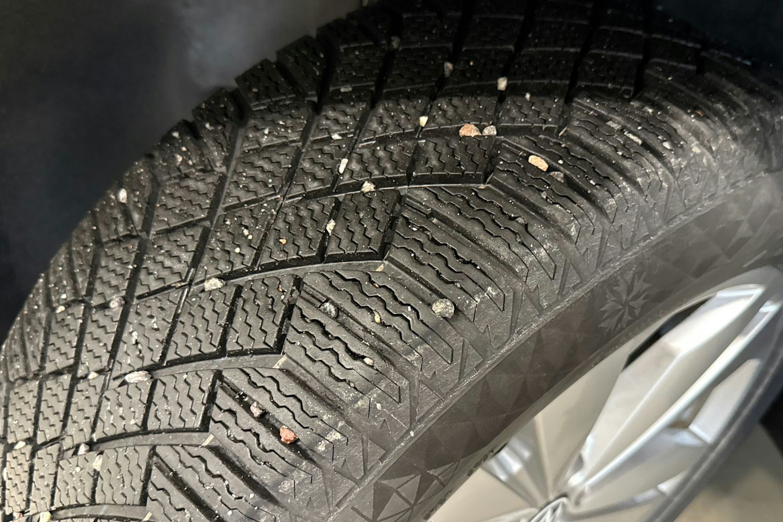 harmaa Volkswagen ID.5 2022 kuva 10.