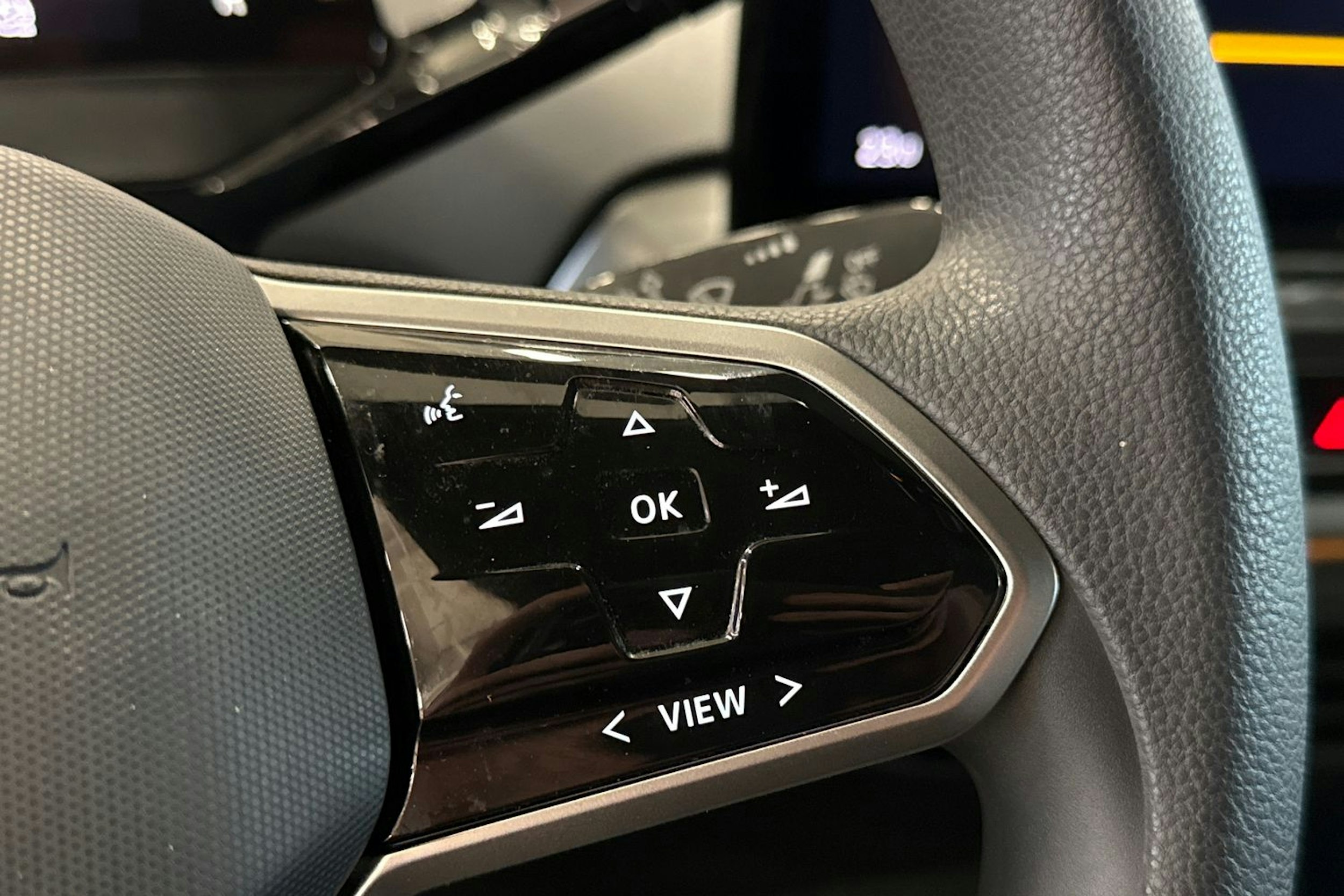 harmaa Volkswagen ID.5 2022 kuva 18.