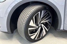 harmaa Volkswagen ID.5 2022 kuva 10.