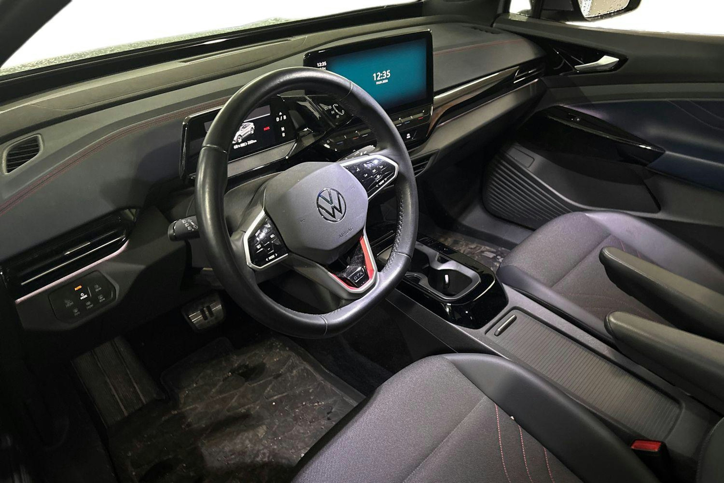 harmaa Volkswagen ID.5 2022 kuva 3.