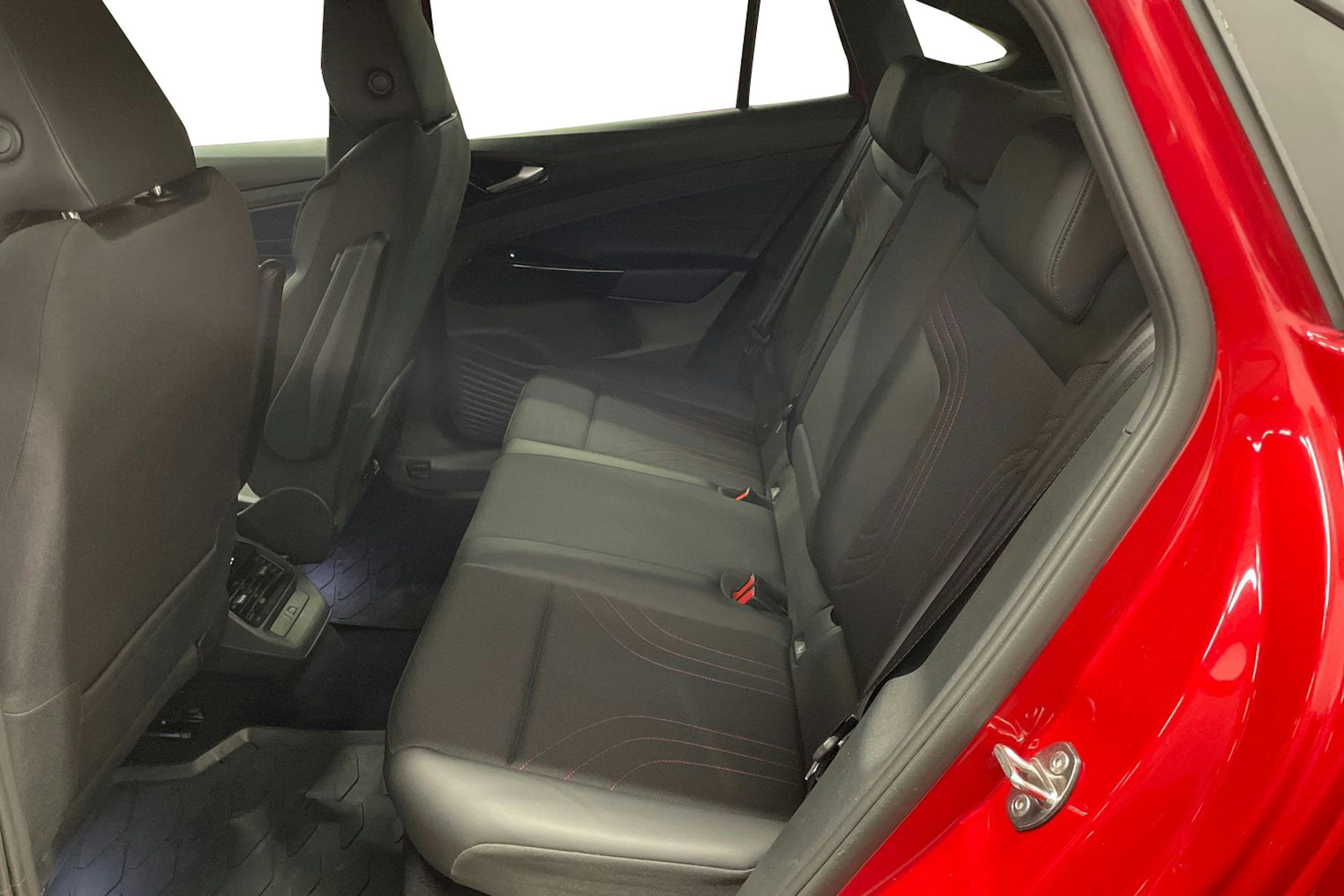 Punainen Volkswagen ID.5 2022 kuva 10.