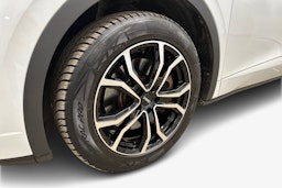 valkoinen Volkswagen ID.5 2022 kuva 11.