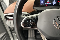 valkoinen Volkswagen ID.5 2022 kuva 14.