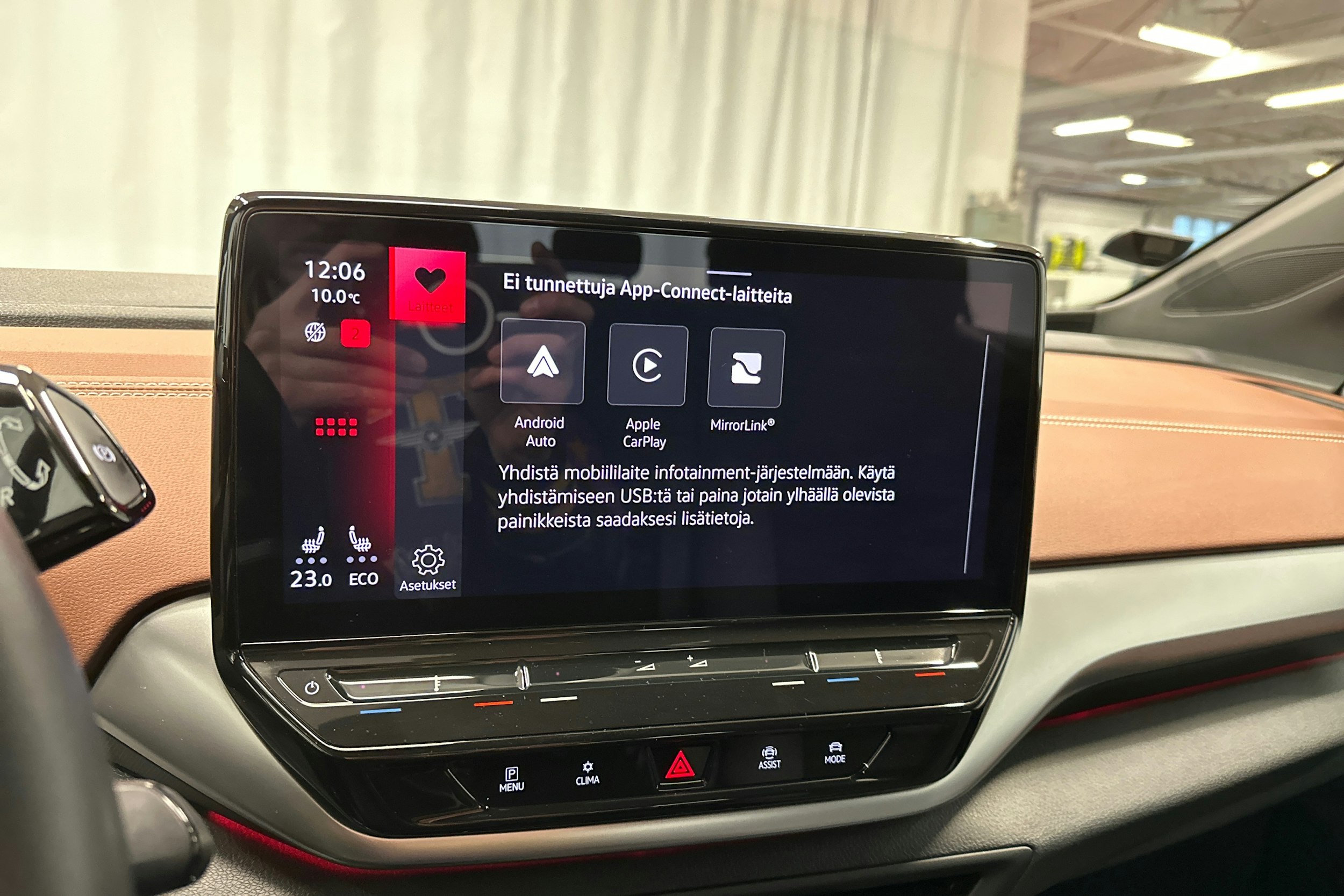 valkoinen Volkswagen ID.5 2022 kuva 20.