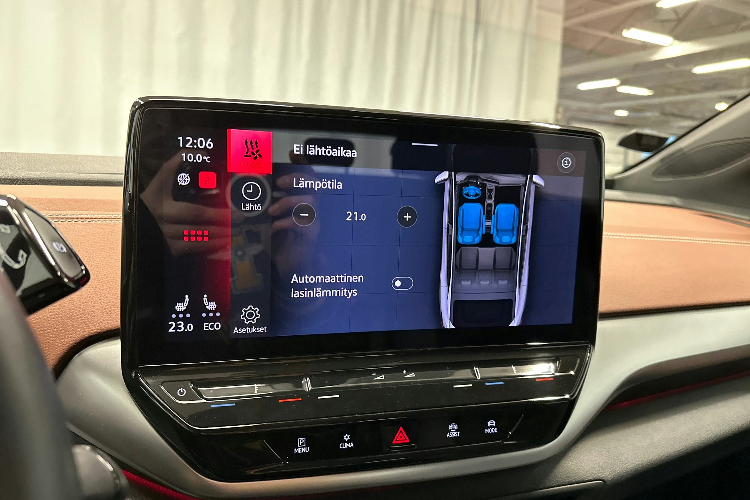 valkoinen Volkswagen ID.5 2022 kuva 23.