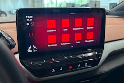 punainen Volkswagen ID.5 2022 kuva 20.