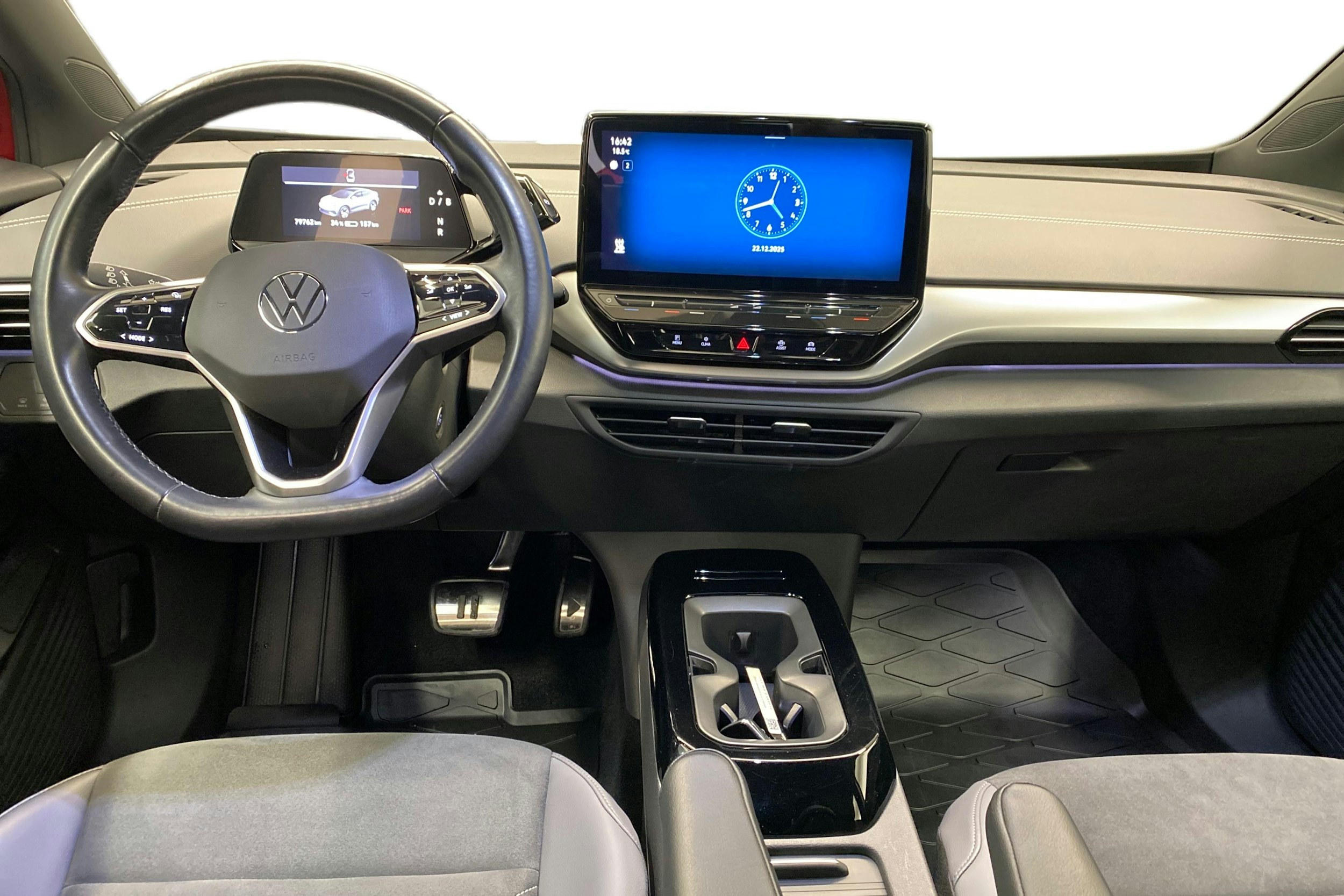 punainen Volkswagen ID.5 2023 kuva 9.