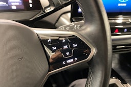 punainen Volkswagen ID.5 2023 kuva 15.