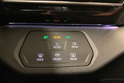 punainen Volkswagen ID.5 2023 kuva 21.