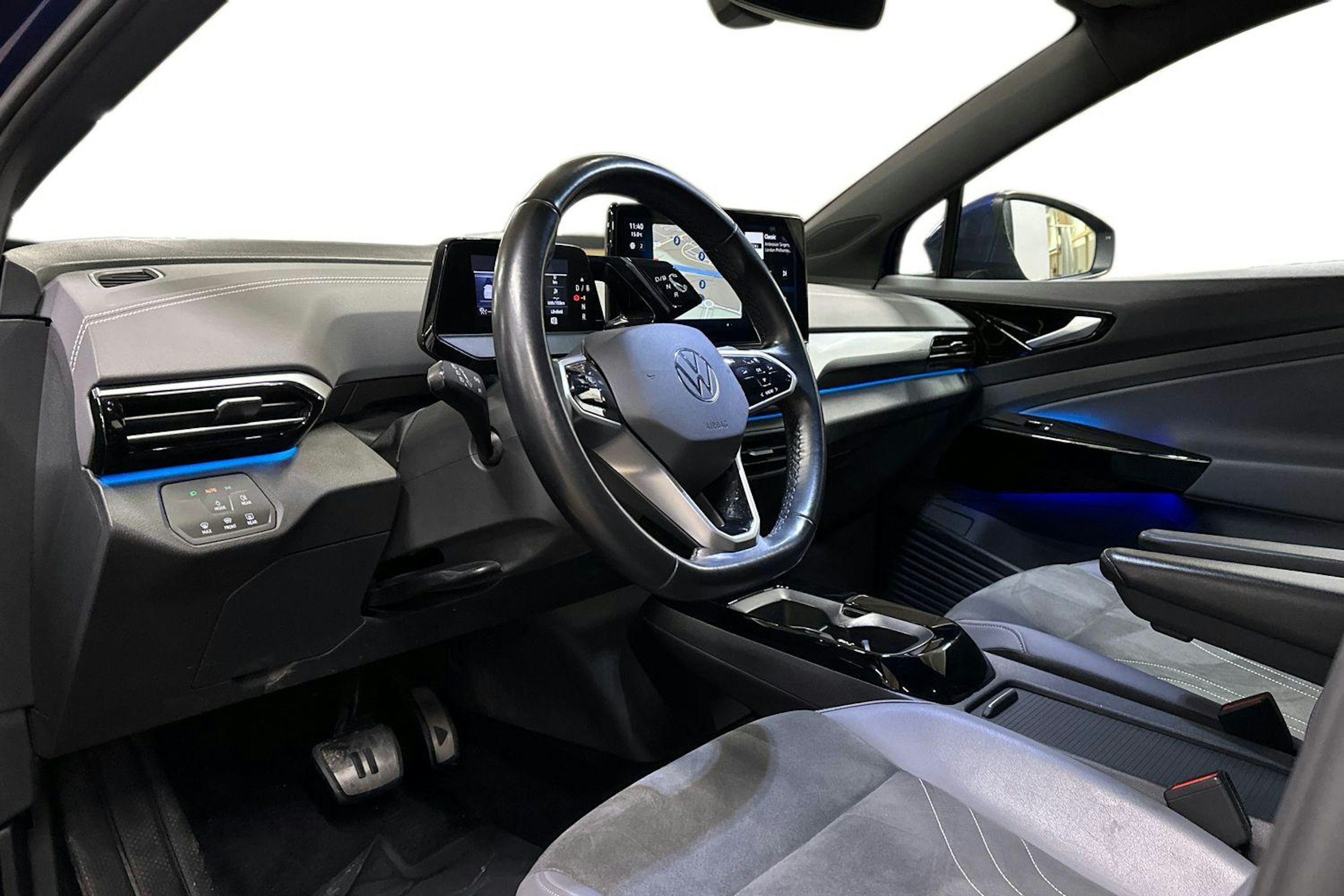 sininen Volkswagen ID.5 2022 kuva 7.